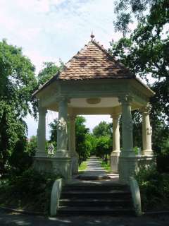 Sopron, Balfi út. Ev.temető. Gálffy Ádám sírboltja 1.kép.jpg Sopron, Balfi út. Ev.temető. Gálffy Ádám sírboltja 1.kép.jpg